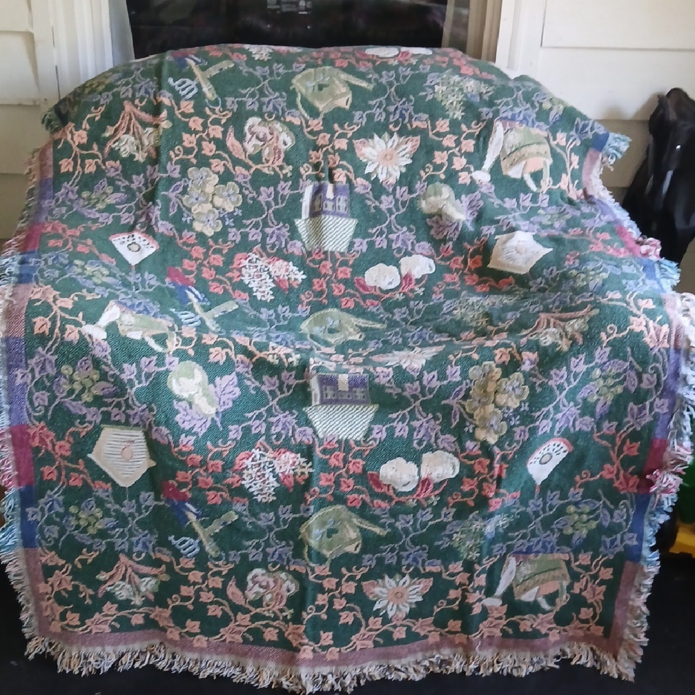 Floral Tapestry Throw Blanket